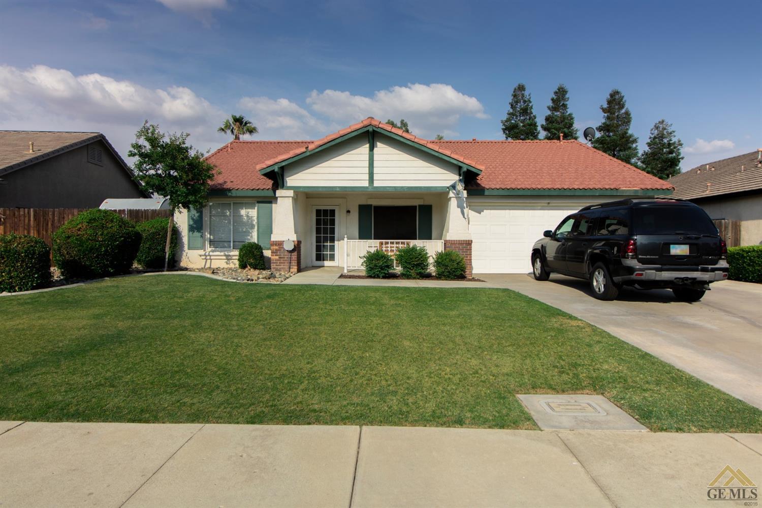 5218 Port Drive Bakersfield, CA 93312 - Photo 1 of 21