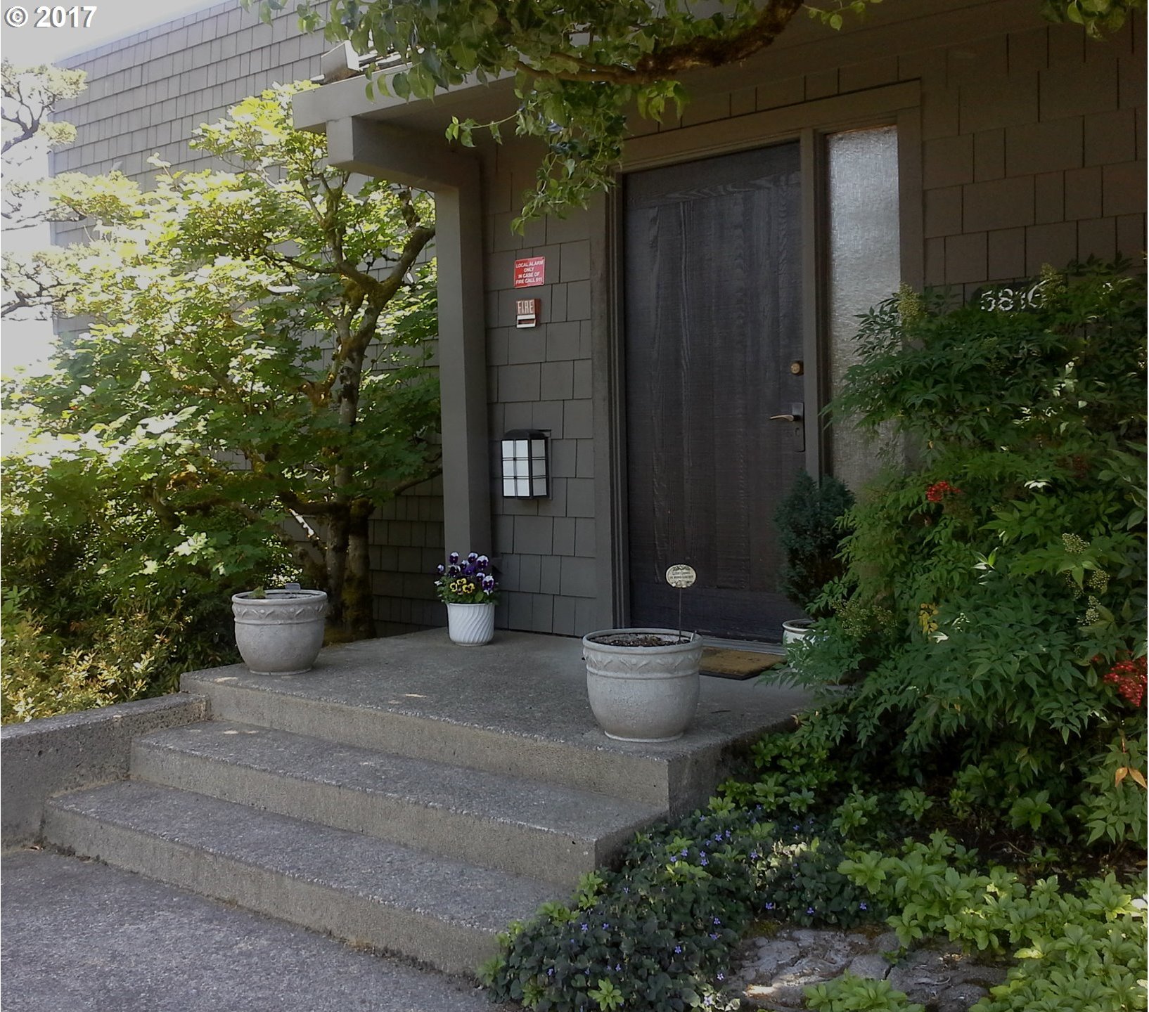 5810 Southwest Riverpoint Lane Portland, OR 97239 - Photo 27 of 32