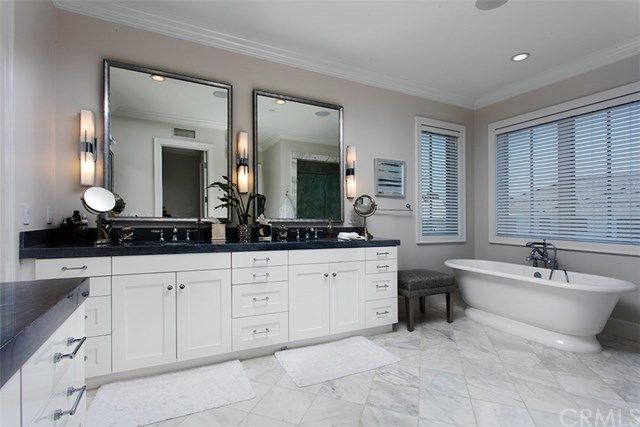 $3,650,000 | 2032 Port Bristol Circle, Newport Beach, CA 92660