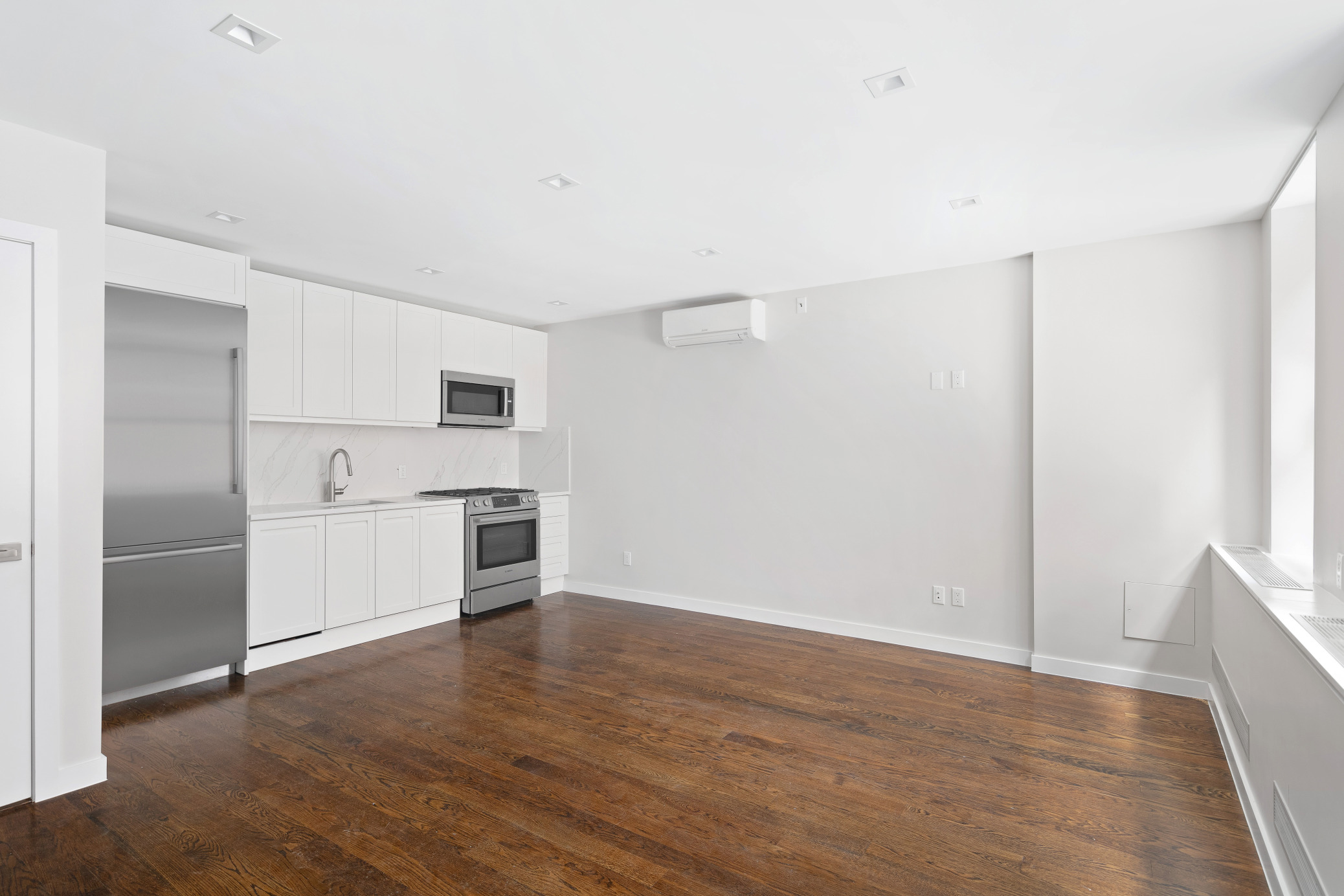 273 Mott Street, Unit CARRIAGE Manhattan, NY 10012 - Photo 4 of 11