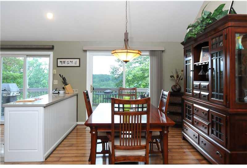 241 Randy Lane Coraopolis, PA 15108 - Photo 6 of 22 Gallery Image 6