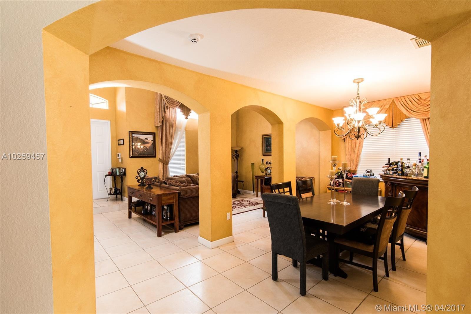 16371 Southwest 62nd Terrace Miami, FL 33193 - Photo 9 of 35