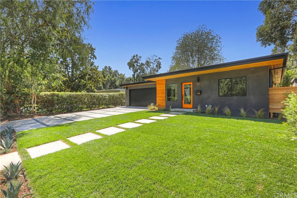 945 Jane Place Pasadena, CA 91105 - Photo 2 of 33