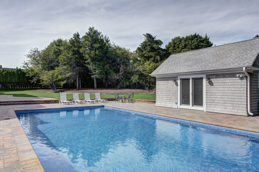 31 Bailey Road Southampton, NY 11968 - Photo 1 of 11