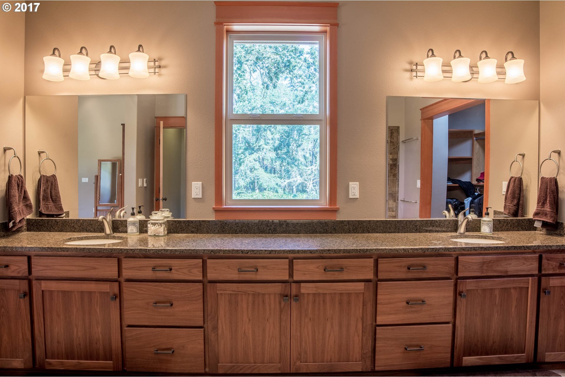 38901 South Ruby Loop Scio, OR 97374 - Photo 27 of 32 Gallery Image 27