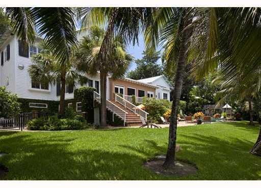 4835 Hammock Lakes Drive Coral Gables, FL 33156 - Photo 15 of 16