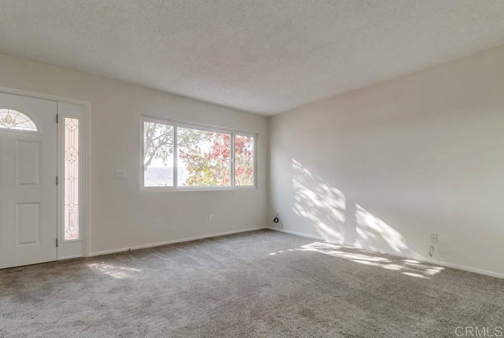 10165 Marcella Court Santee, CA 92071 - Photo 6 of 24