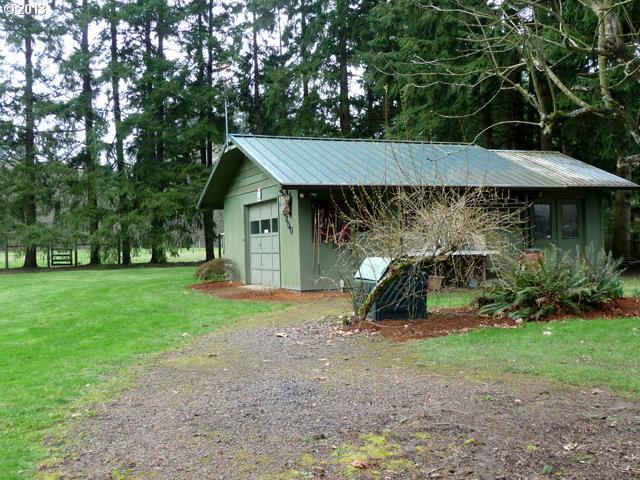 5200 Southwest River Road Hillsboro, OR 97123 - Photo 15 of 16