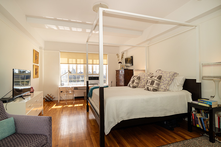 275 Central Park West, Unit 15B Manhattan, NY 10024 - Photo 14 of 34