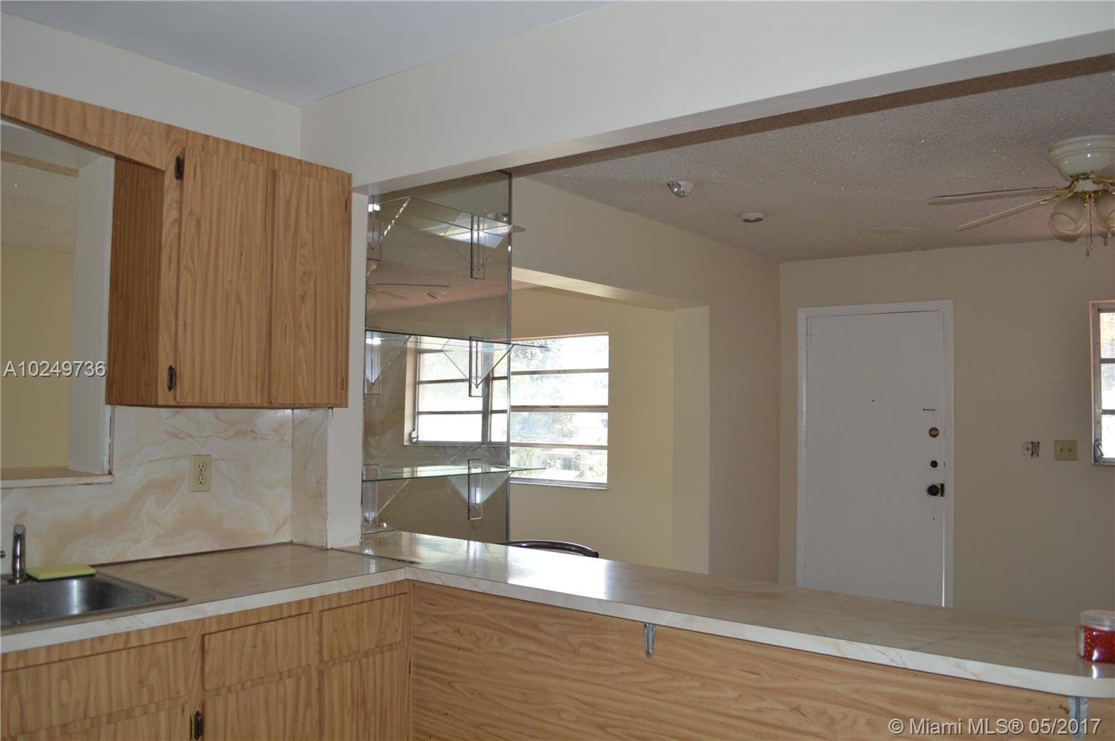 1001 Southwest 13th Avenue Miami, FL 33135 - Photo 10 of 22