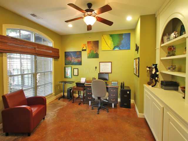 12644 Pinckley Road Arlington, TN 38002 - Photo 7 of 25 Office with built-ins and stained concrete floor with view of front yard.