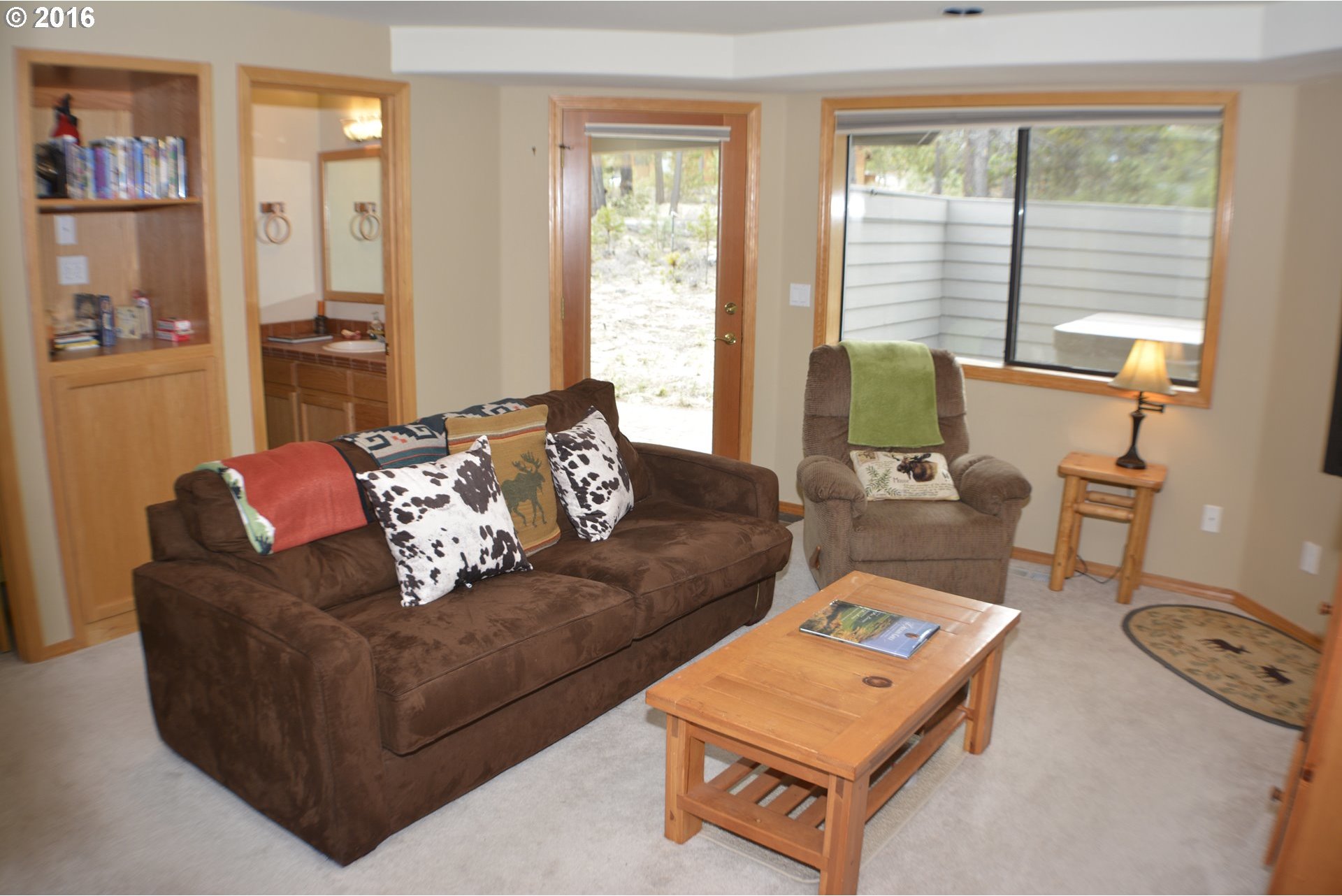 57689 Filbert Lane Sunriver, OR 97707 - Photo 15 of 21 Gallery Image 15