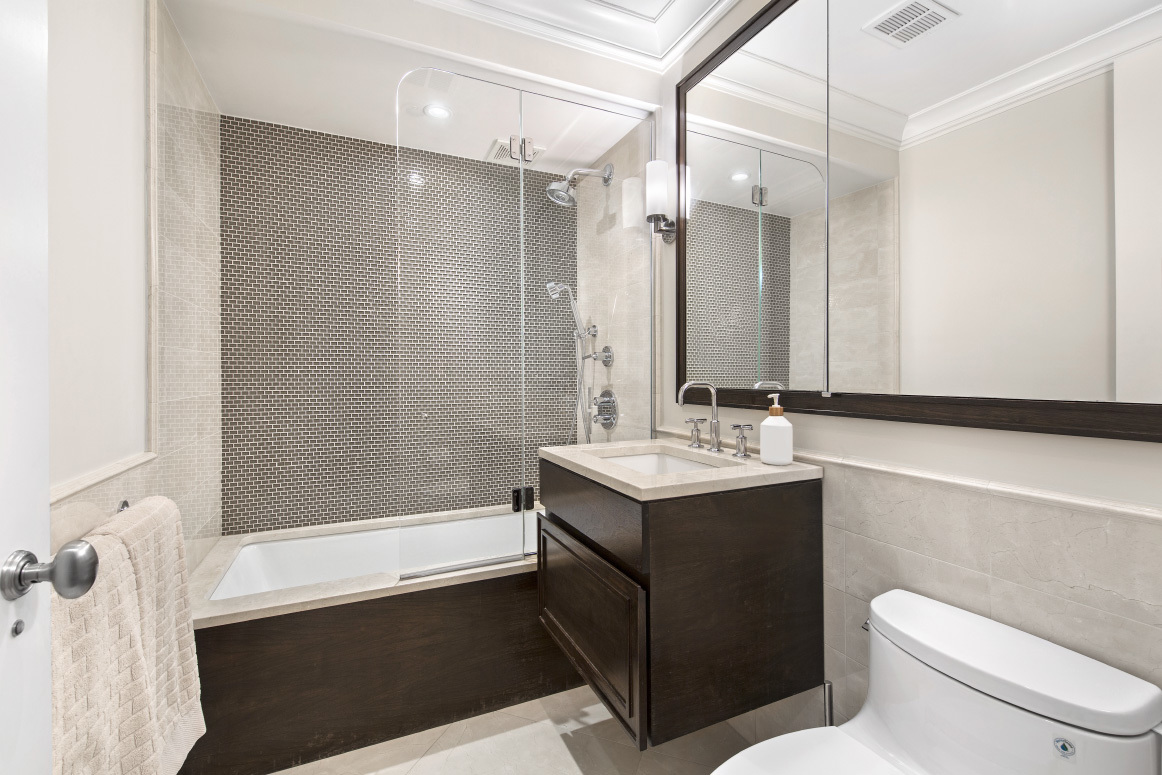 11 5th Avenue, Unit 16L Manhattan, NY 10003 - Photo 7 of 8