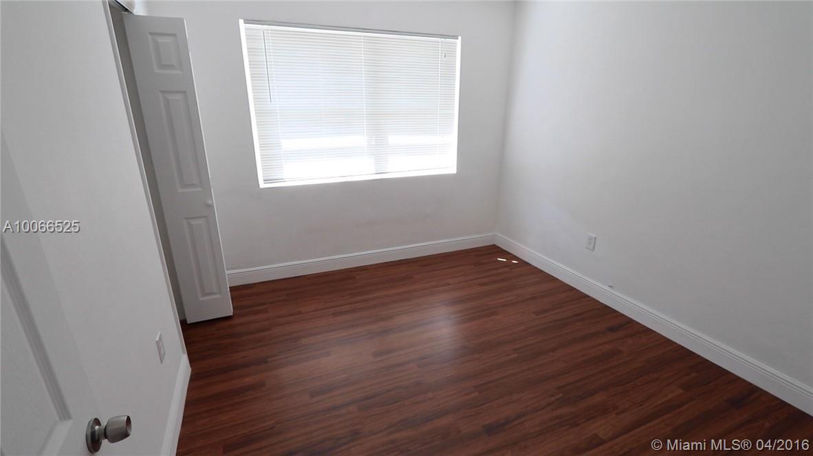 910 Northwest 89th Street Miami, FL 33150 - Photo 28 of 35
