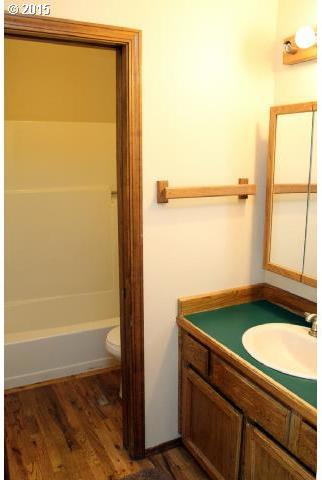 831 Southwest 8th Street Gresham, OR 97080 - Photo 12 of 16 Gallery Image 12