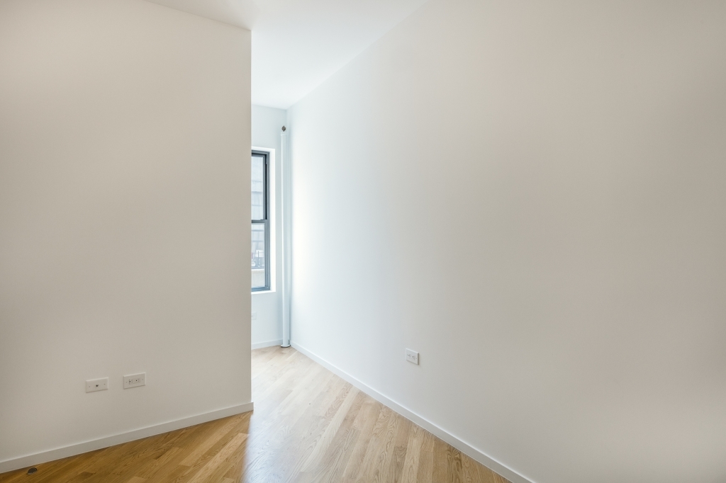137 MacDonough Street, Unit 4L Brooklyn, NY 11216 - Photo 5 of 7