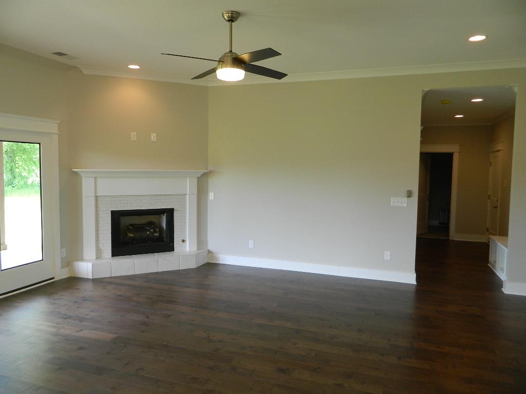 903 Springhouse Circle, Unit 62 Lebanon, TN 37087 - Photo 7 of 21 Gallery Image 7