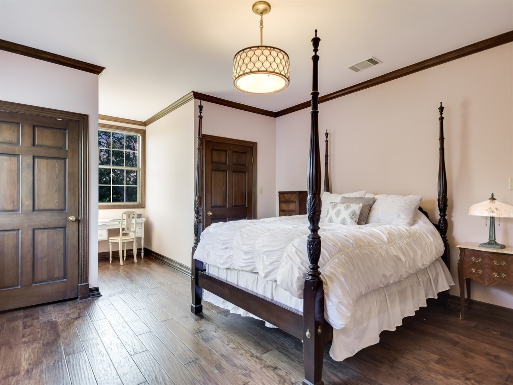 805 Crystal Mountain Drive Austin, TX 78733 - Photo 23 of 38