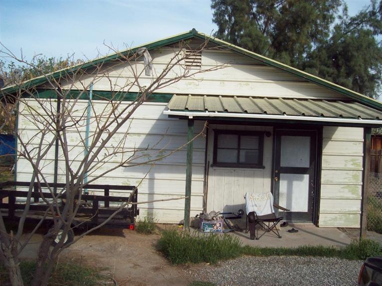 3045 Alloway Lane Bakersfield, CA 93307 - Photo 9 of 16