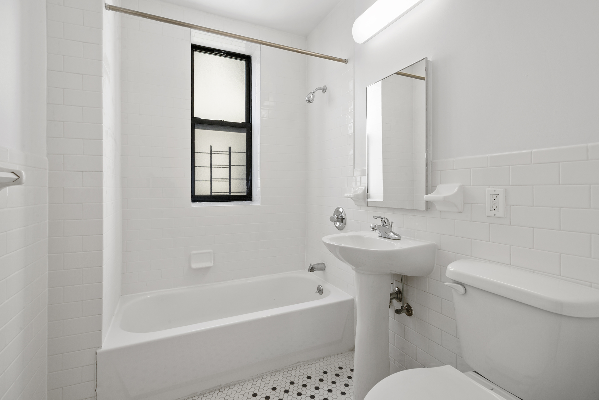 320 Sterling Street, Unit 1H Brooklyn, NY 11225 - Photo 3 of 4