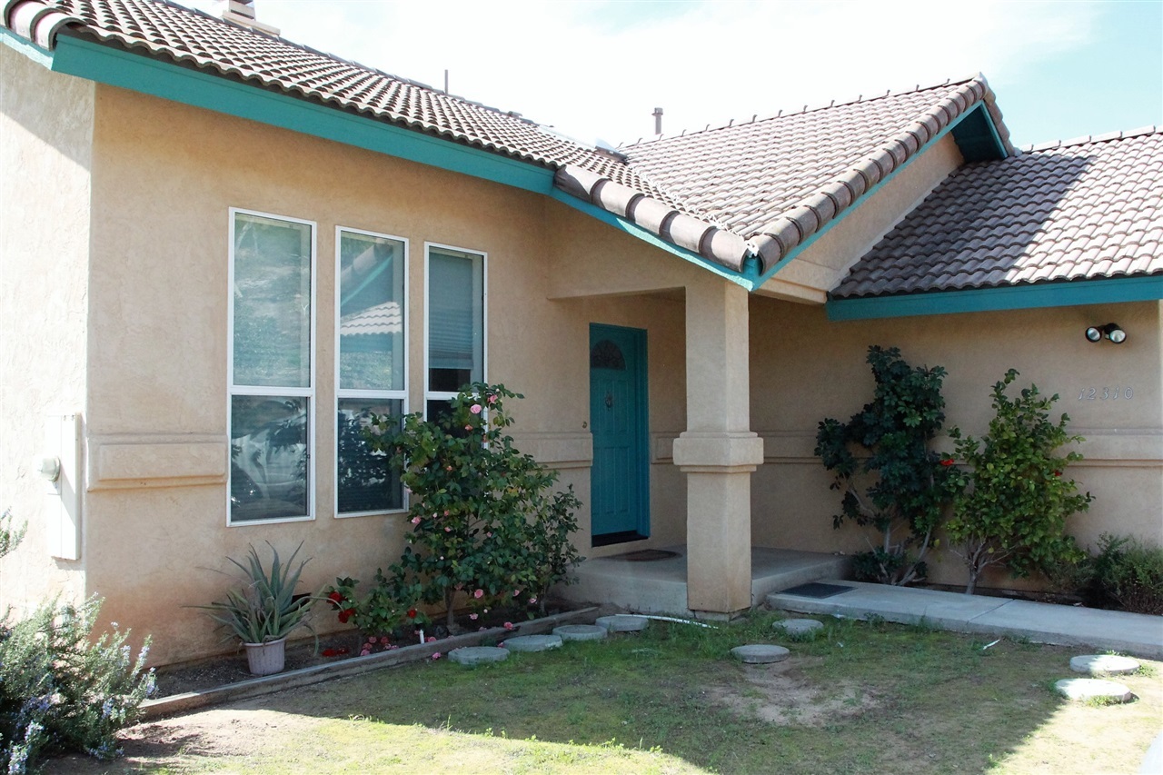 12310 Lilac Knolls Road Valley Center, CA 92082 - Photo 2 of 25 Gallery Image 2
