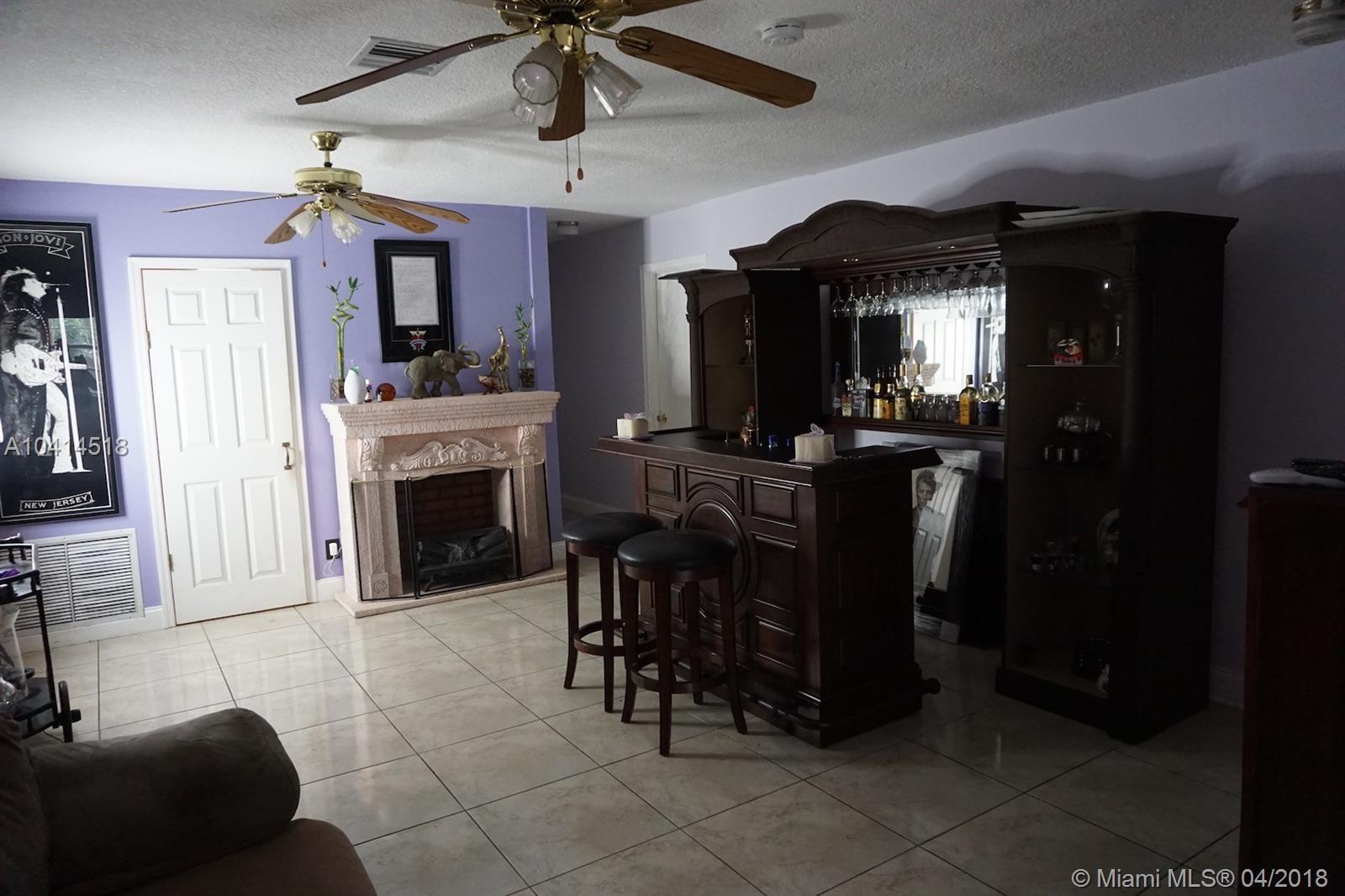 5208 West Park Road Hollywood, FL 33021 - Photo 7 of 10 Gallery Image 7