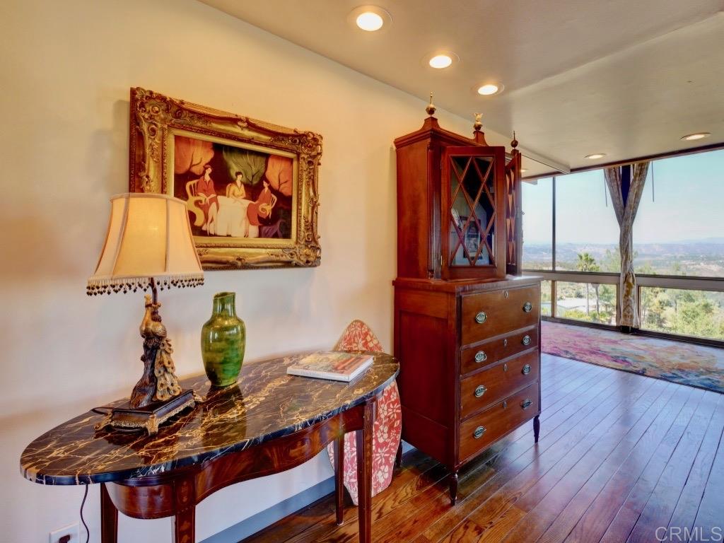 1931 Willow Glen Road Fallbrook, CA 92028 - Photo 11 of 25