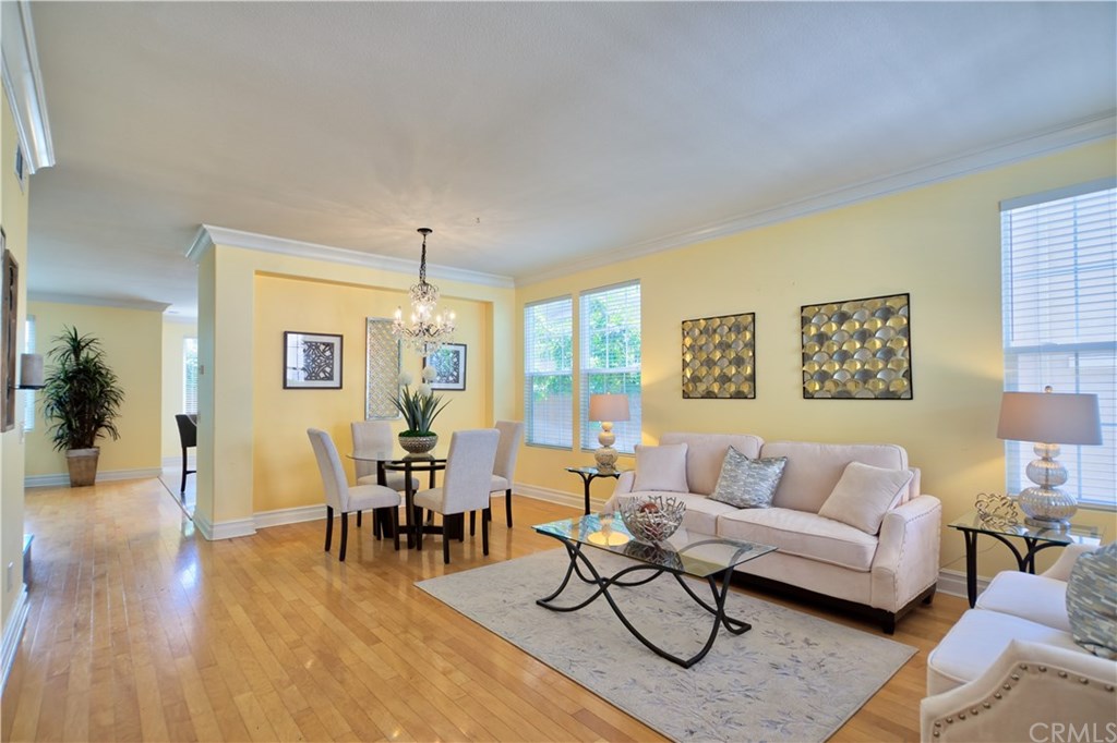 56 Mt Vernon Irvine, CA 92620 - Photo 7 of 44