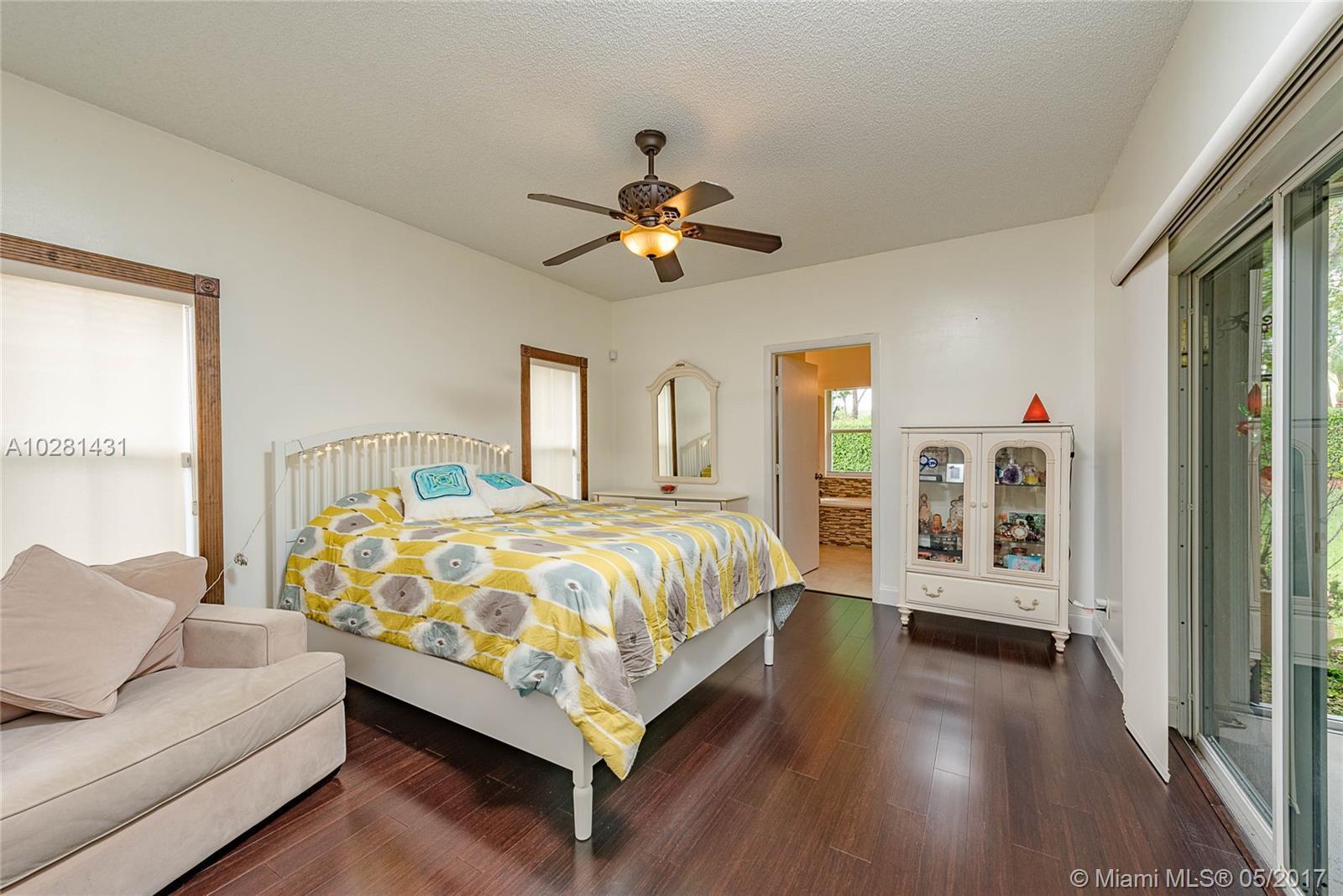 561 Slippery Rock Road Weston, FL 33327 - Photo 4 of 27 Gallery Image 4