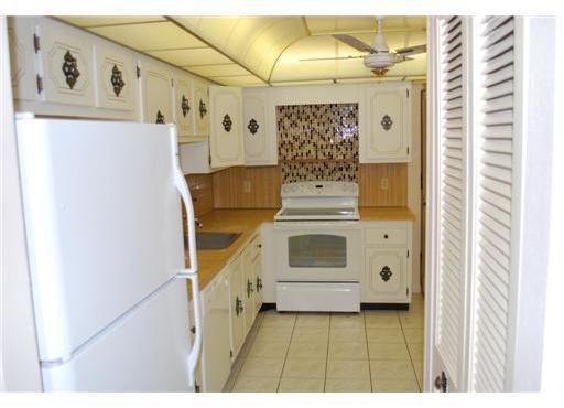 6300 Northwest 2nd Avenue, Unit 208 Boca Raton, FL 33487 - Photo 4 of 12