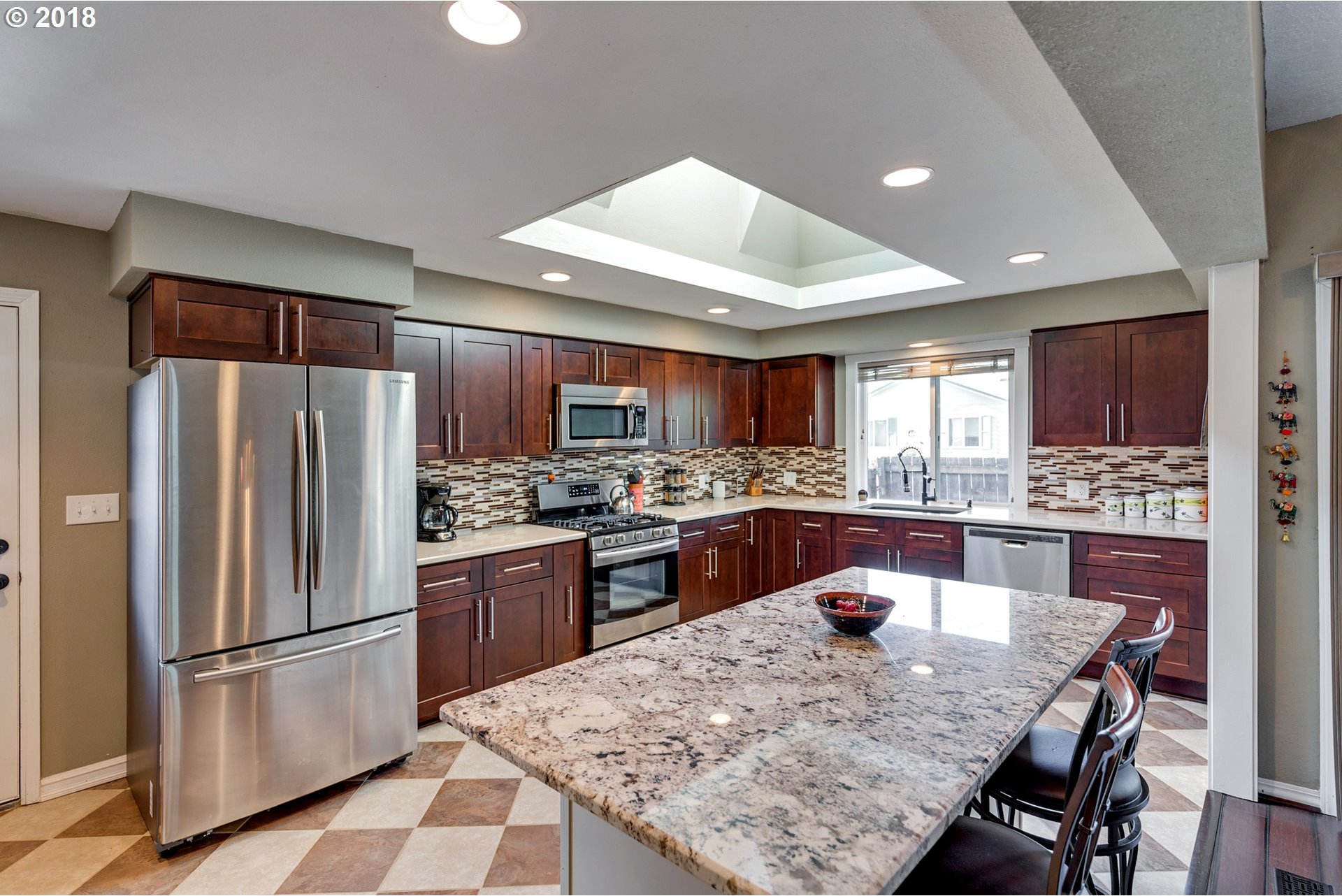 1830 Chemawa Road Northeast Keizer, OR 97303 - Photo 11 of 30 Gallery Image 11