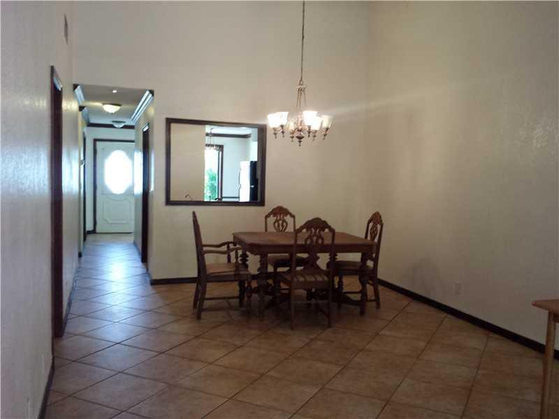 Springtree Lakes Sunrise, FL 33351 - Photo 11 of 28