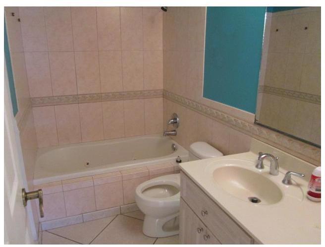 5720 Douglas Street Hollywood, FL 33021 - Photo 9 of 11