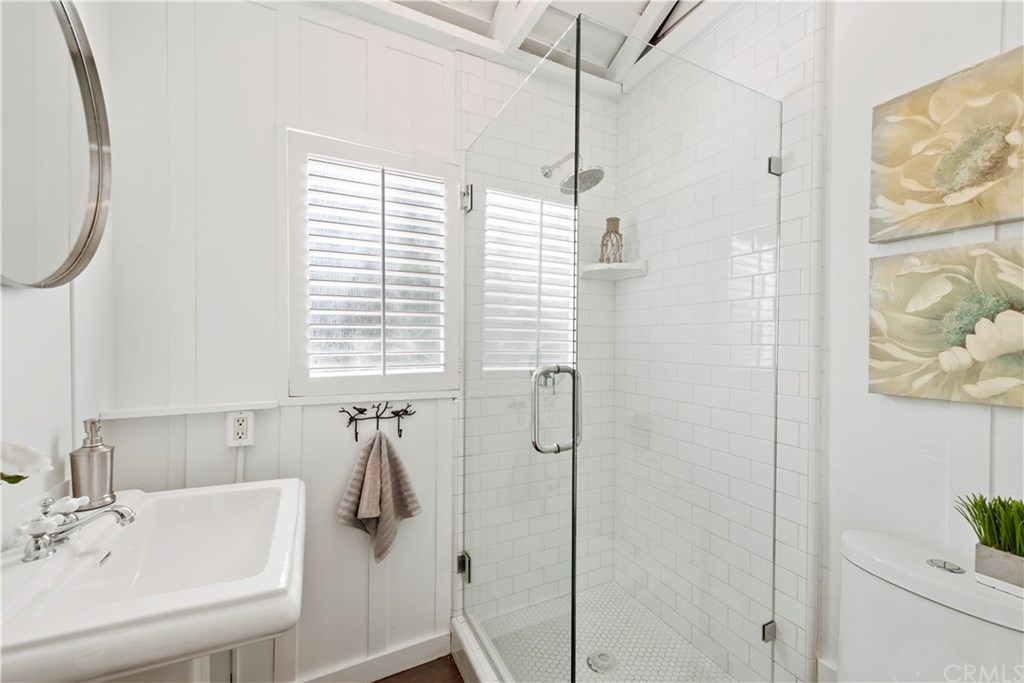 249 Cypress Drive Laguna Beach, CA 92651 - Photo 16 of 42