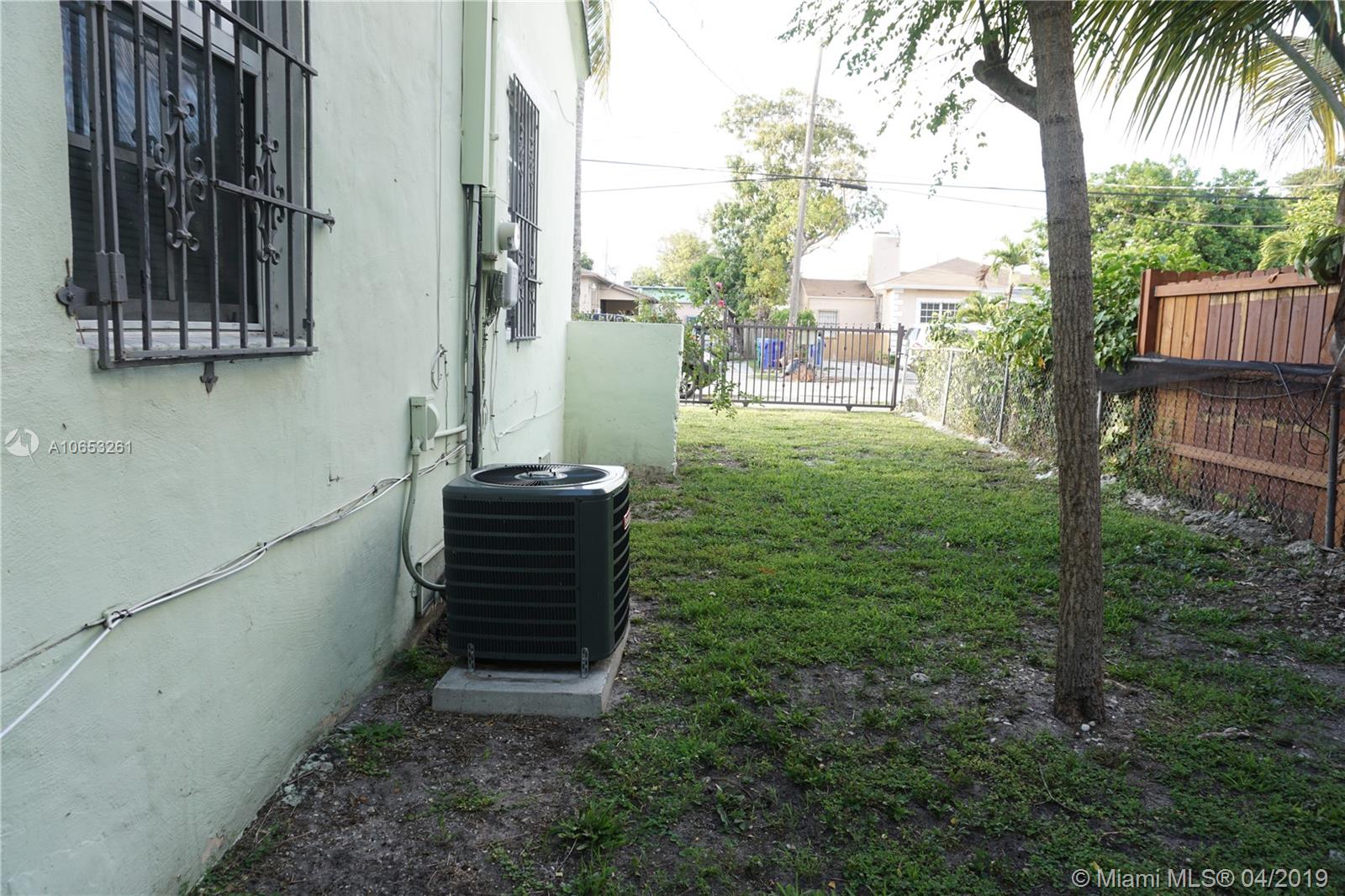 18 Northeast 70th Street Miami, FL 33138 - Photo 4 of 22