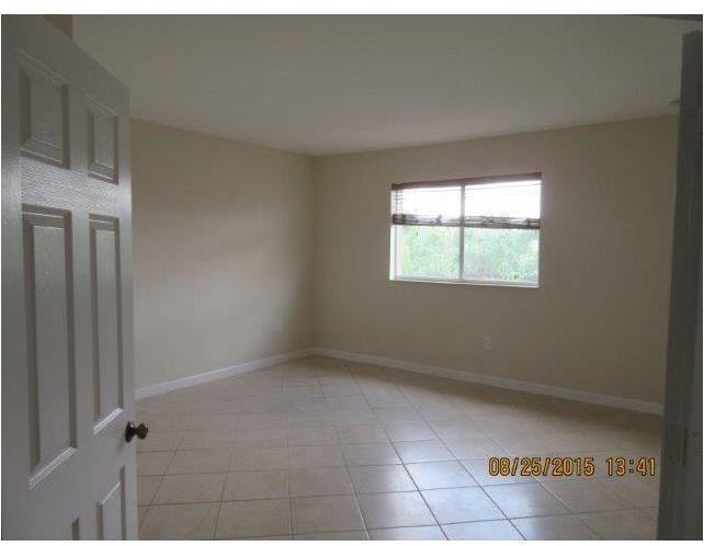2300 Southwest 147 Path Miami, FL 33185 - Photo 6 of 11 Gallery Image 6