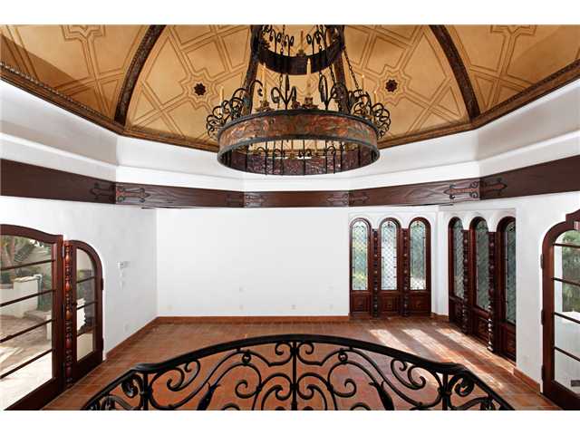 1538 Kearsarge Road La Jolla, CA 92037 - Photo 11 of 25