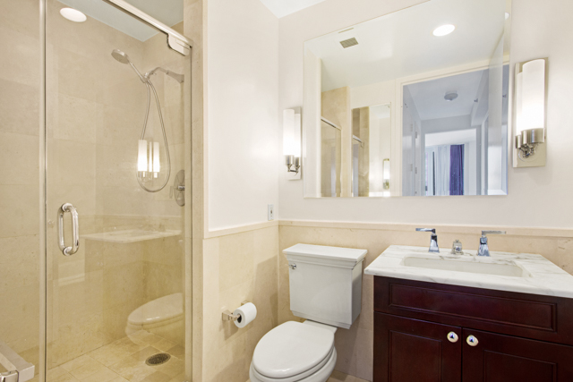 401 East 60th Street, Unit 21C Manhattan, NY 10022 - Photo 4 of 7