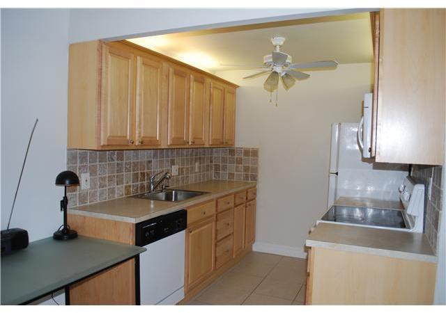 1043 Rexford Drive, Unit 1043 Boca Raton, FL 33434 - Photo 5 of 18