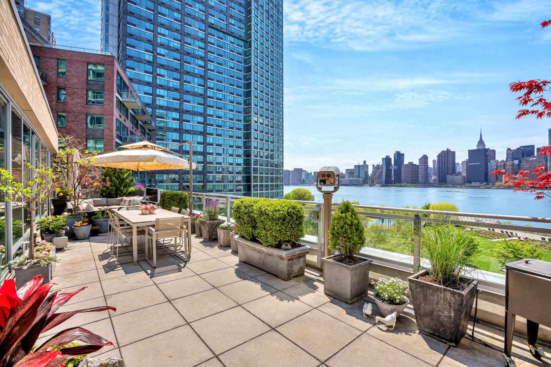 46-30 Center Boulevard, Unit 512 Queens, NY 11109 - Photo 6 of 35