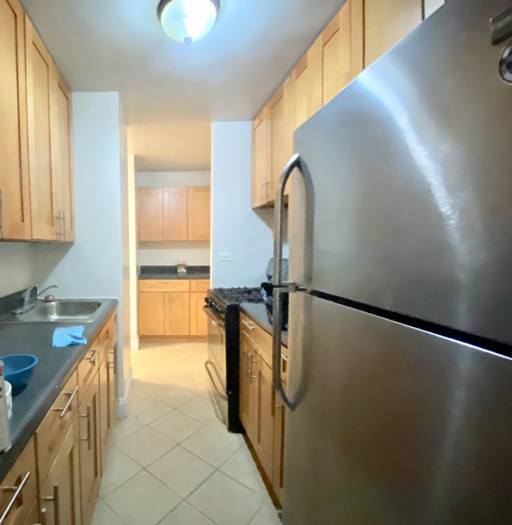 273 West 131st Street, Unit 1G Manhattan, NY 10027 - Photo 2 of 6