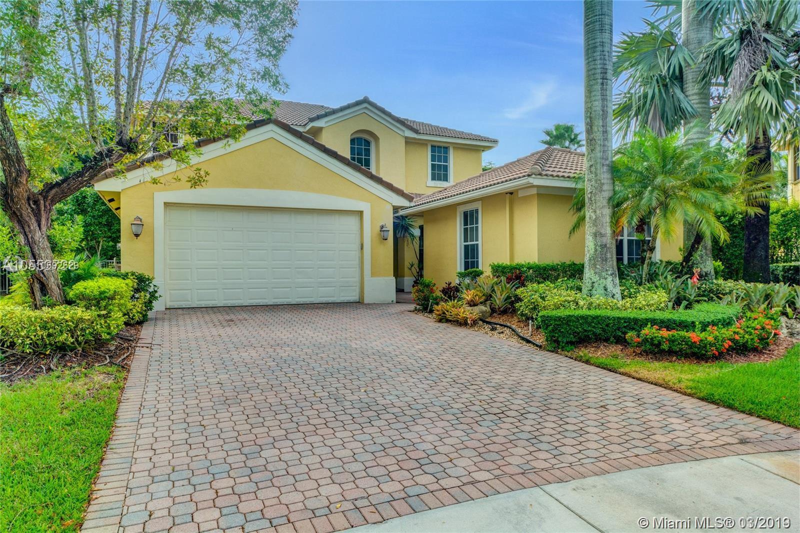 2019 Harbor View Circle Weston, FL 33327 - Photo 1 of 31