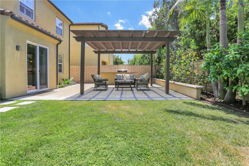 84 Loganberry Irvine, CA 92620 - Photo 35 of 43