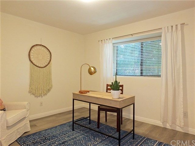 $390,000 | 1449 East 3rd Street, Unit 201, Long Beach, CA 90802