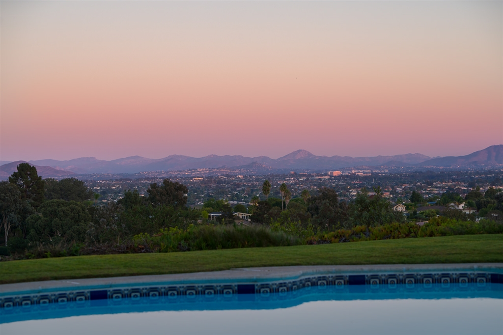 5747 Soledad Road La Jolla, CA 92037 - Photo 6 of 25