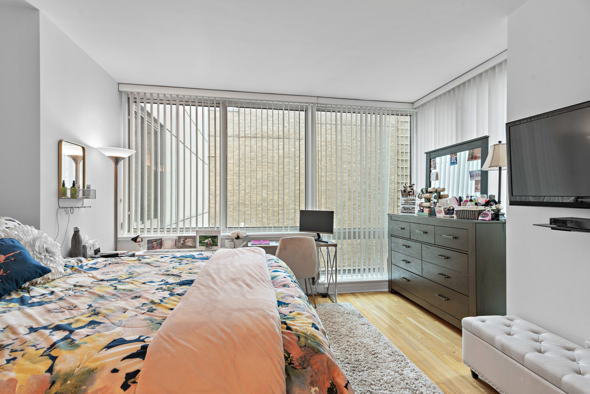 120 Riverside Boulevard, Unit 5C Manhattan, NY 10069 - Photo 3 of 6