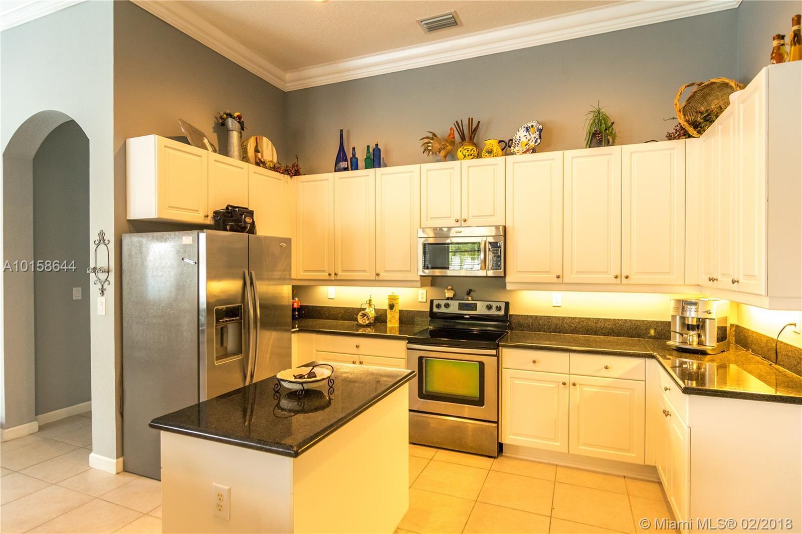 Harbour Lakes Estates Miramar, FL 33029 - Photo 7 of 27