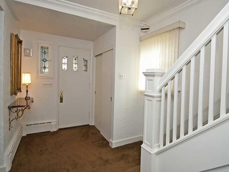 5460 Darlington Road Pittsburgh, PA 15217 - Photo 2 of 13 Gallery Image 2