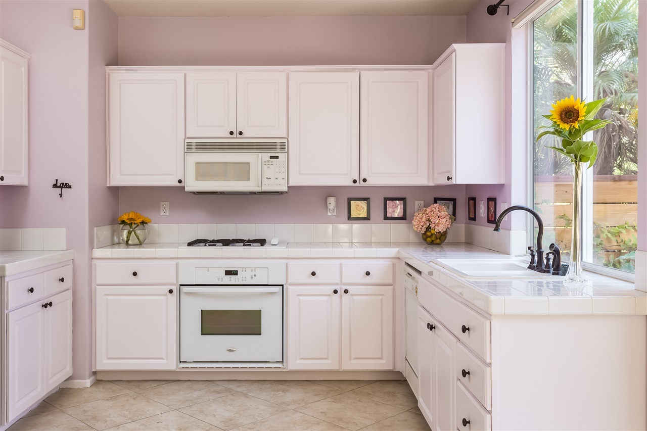 1187 Monterey Place Encinitas, CA 92024 - Photo 6 of 20