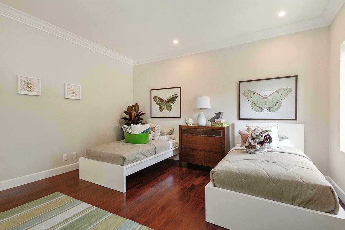 760 Darrell Road Hillsborough, CA 94010 - Photo 53 of 98